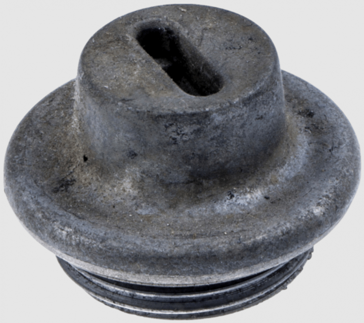 Oil Tank Cap 5016266-01 in the group at Entreprenadbutiken (5016266-01)
