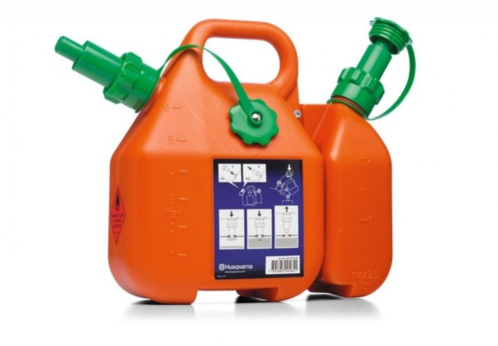 Husqvarna Combi can 6L/2,5L in the group Forest / Forestry & logging equipment / Cans & oils at Entreprenadbutiken (5056980-00)