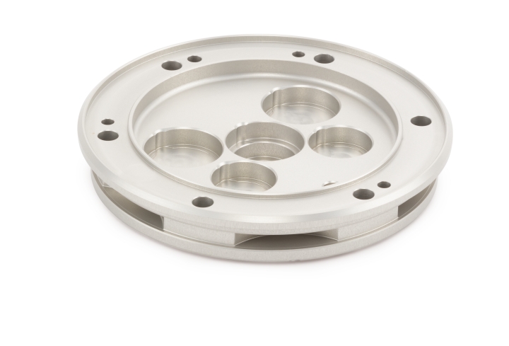 Gear housing cover in the group at Entreprenadbutiken (5225261-01)