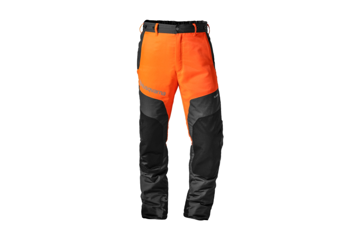 Chainsaw Trousers Husqvarna Classic, 52 in the group Forest / Brushcutters / Protective Equipments / Workwear / Protective Trousers at Entreprenadbutiken (5471408-52)
