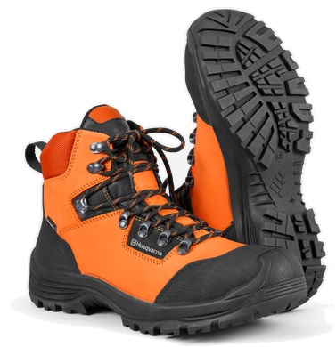 Protective boots Husqvarna Technical Light, 37 in the group Clothing & Safety equipment / Husqvarna Clothing & Safety equipment / Protective Boots at Entreprenadbutiken (5976595-37)