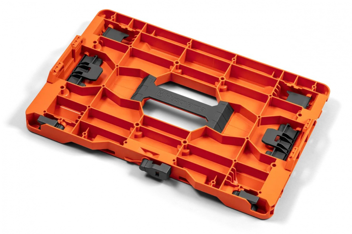 Husqvarna Multi-adapter plate in the group Garden / Battery series / Accessories battery machines at Entreprenadbutiken (9707003-01)