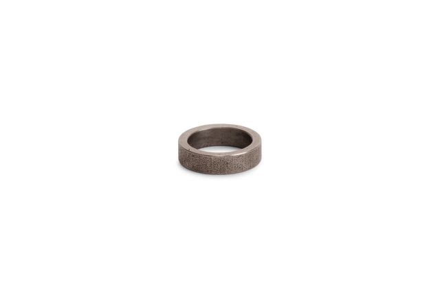 Spacer ring