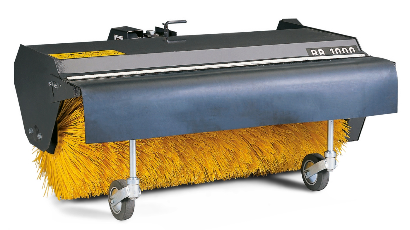 Front-mounted brush unit
