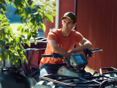 Husqvarna Xplorer T-shirt sleeve unisex x-cut chain Husqvarna Xplorer T-shirt sleeve unisex x-cut chain