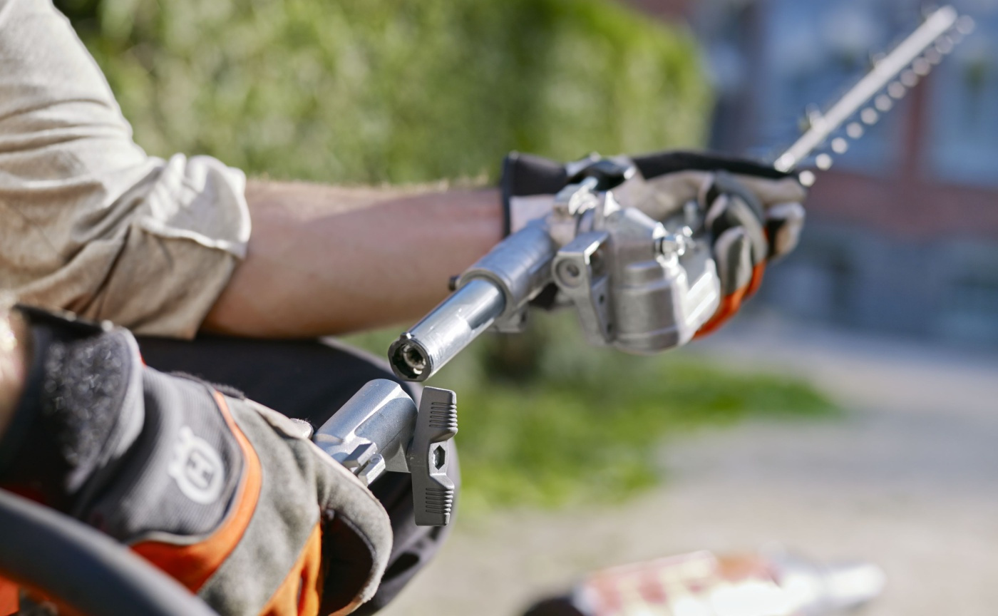 Husqvarna 122LK Trimmer