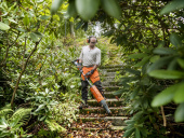 Husqvarna 122LK Trimmer Husqvarna 122LK Trimmer