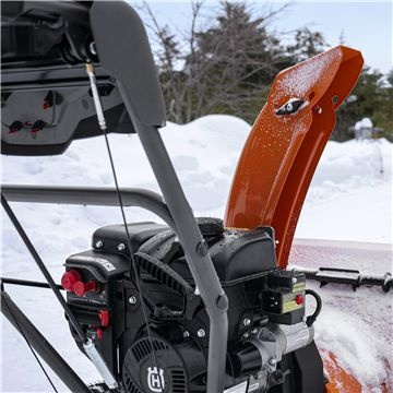 Husqvarna ST 124 Snow Blower