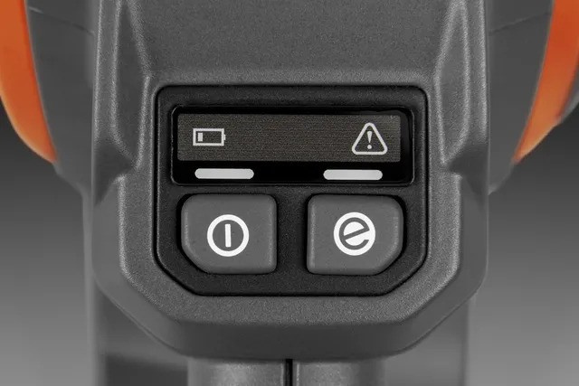 Husqvarna 225i Battery chainsaw