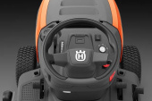 Husqvarna TC 220T Tractor Husqvarna TC 220T Tractor