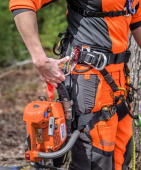 Husqvarna T525 Chainsaw Husqvarna T525 Chainsaw