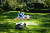 Husqvarna Automower® 405VE Nera Robotic Lawn Mower Husqvarna Automower® 405VE Nera Robotic Lawn Mower