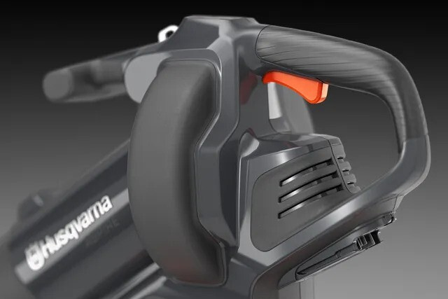 Husqvarna Aspire™ BVX-P4A with battery and charger