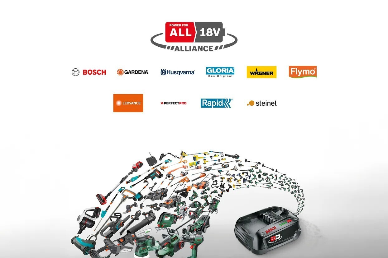 Husqvarna Aspire™ BVX-P4A with battery and charger