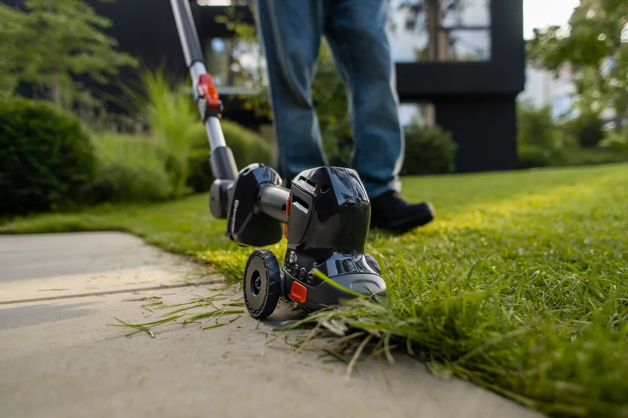Husqvarna Aspire™ telescopic shaft