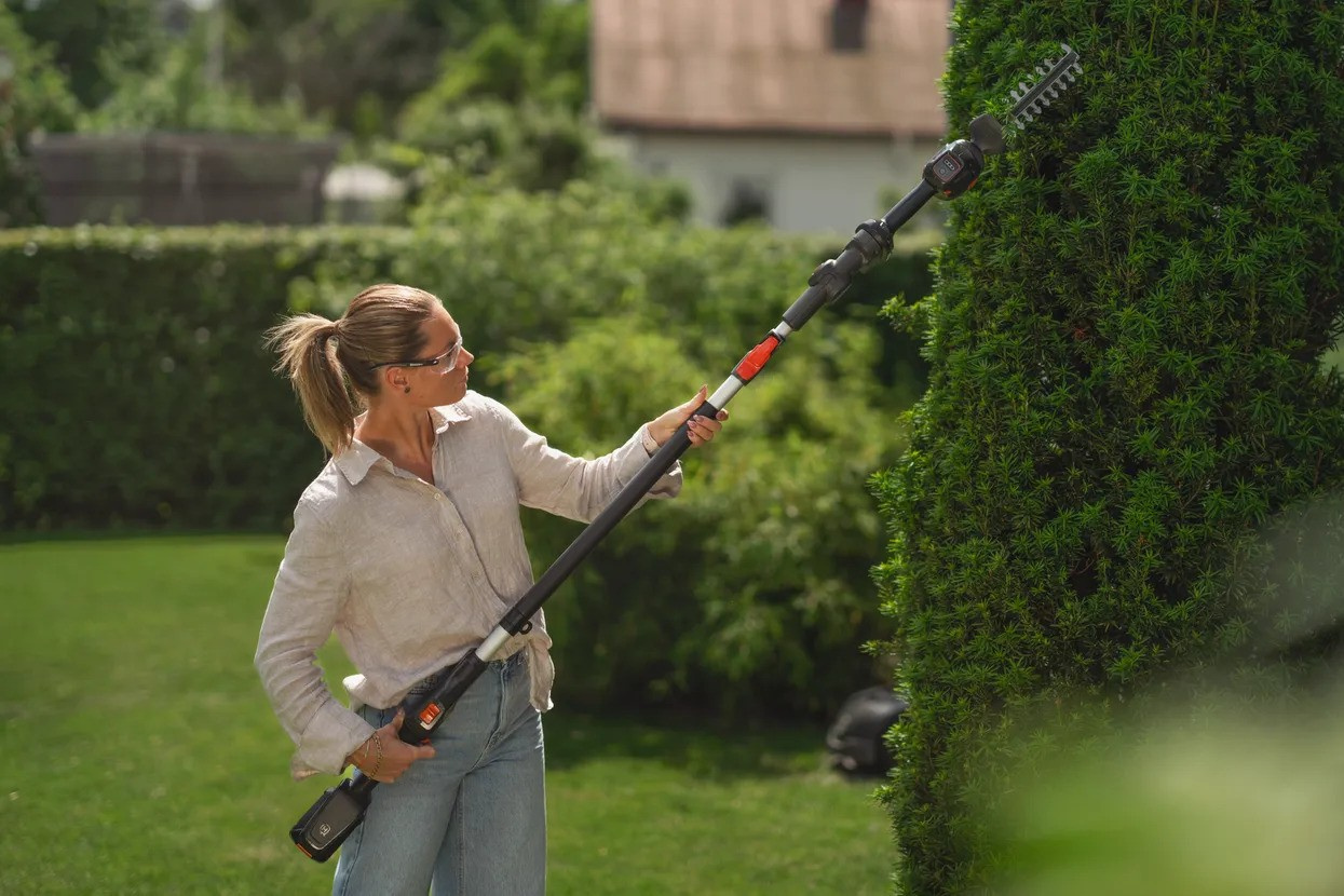 Husqvarna Aspire™ telescopic shaft